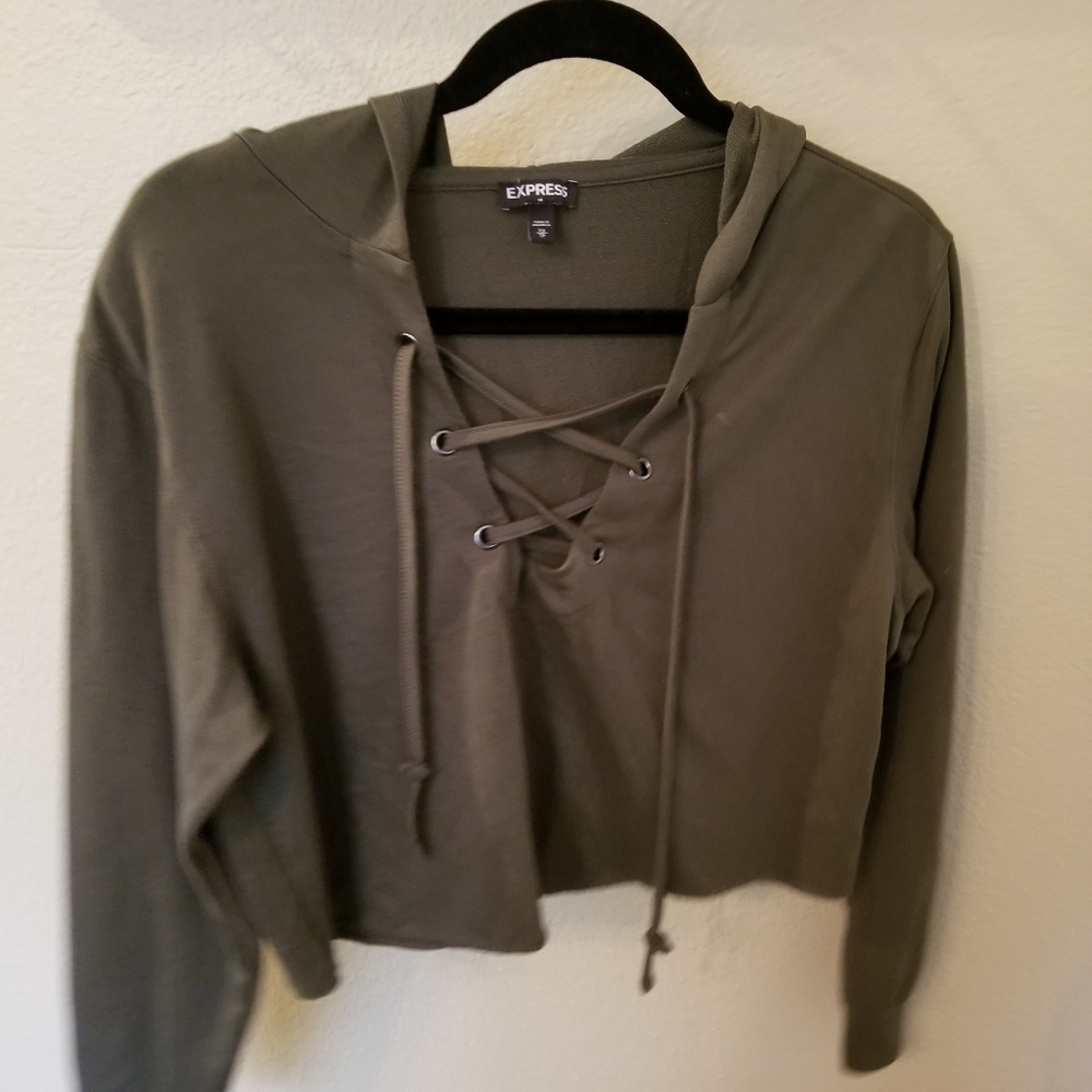 EXPRESS LADIES CROP LONG SLEEVE SHIRT